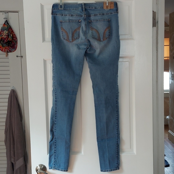 Hollister super skinny 7 long - Picture 2 of 3